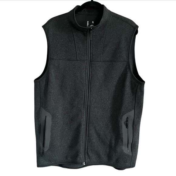 Men’s Arc’teyrx Full Zip Vest In Gray and Black size XL - Picture 1 of 12